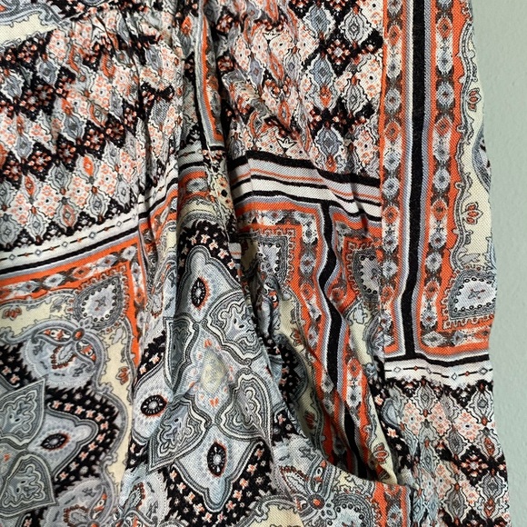 One 5 One Boho Shorts - Picture 5 of 6